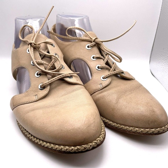 Stuart Weitzman Women’s Size 10 Tan almond Lace Up Leather Loafers Oxfords - Picture 3 of 16